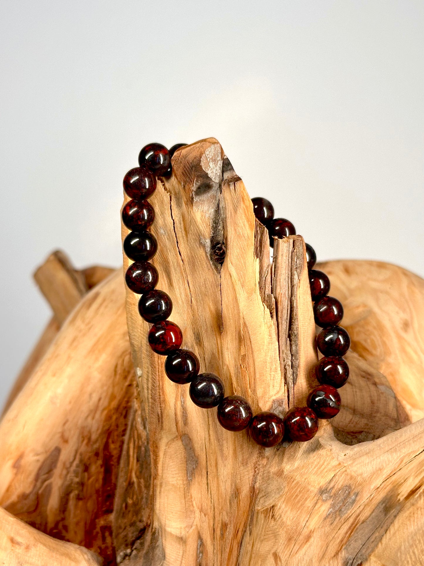 Bracelet boule 8mm Oeil de fer A