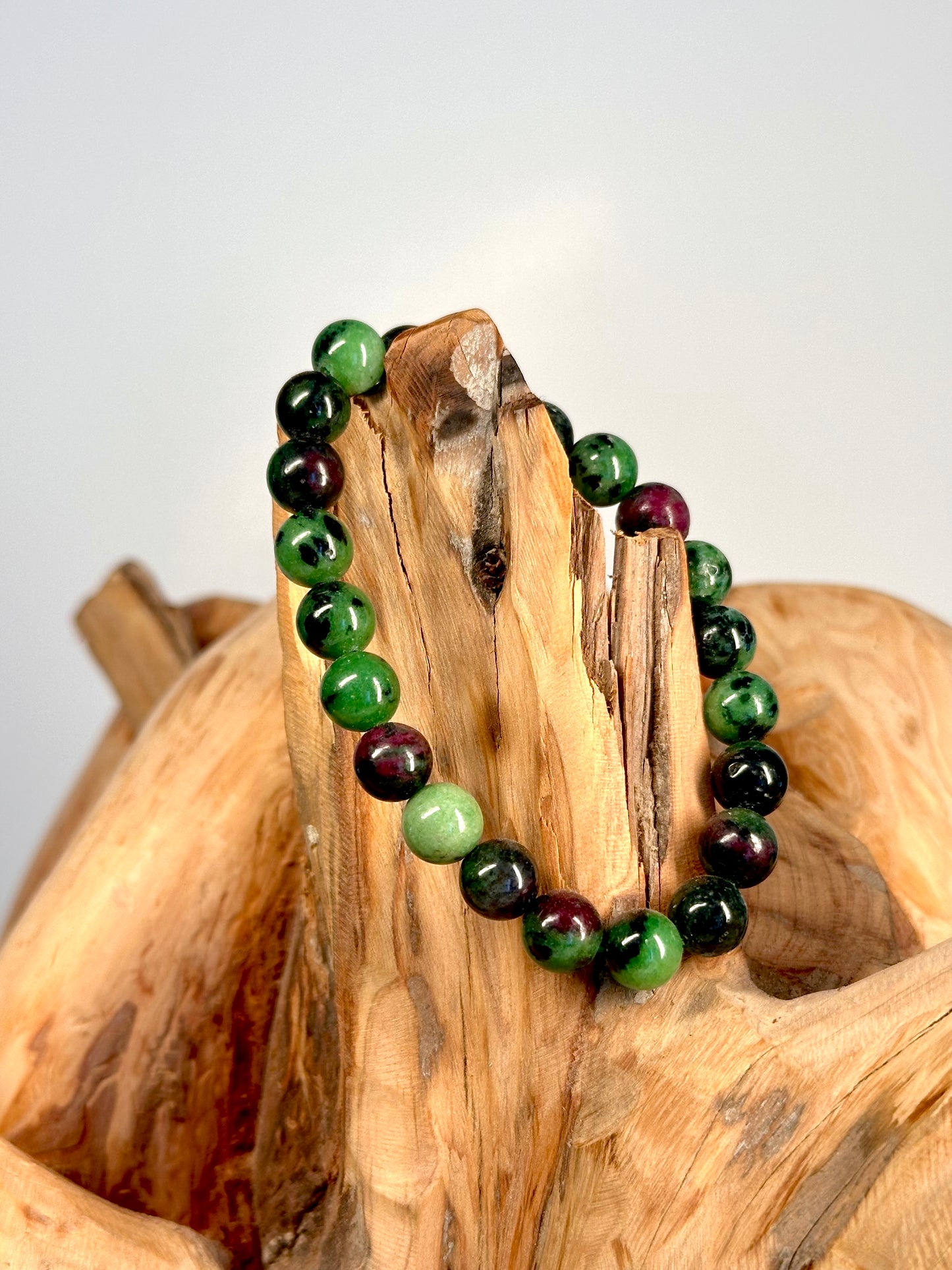 Bracelet boule 8mm Rubis zoïsite A